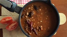 Chilli con carne poru�íka Columba