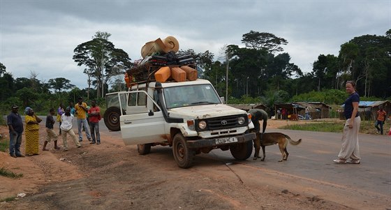 Africká silniní kontrola.