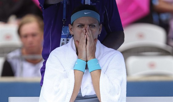 Lucie afáová na turnaji v Sydney.