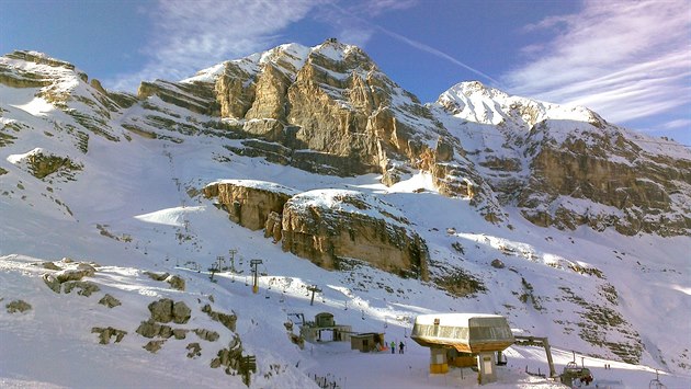 Retro atmosféra se snobskou klientelou. Tak skutečně vypadá Cortina d’Ampezzo