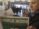 Jean Paul Bierlein te nové íslo Charle Hebdo v Nice (14. ledna 2015).