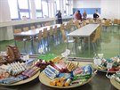 Děti by se po školním obědě určitě neměly „dojídat“ sladkými tyčinkami a...