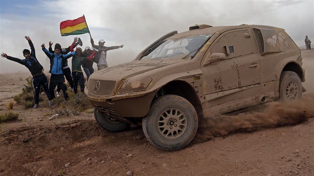 Pro tyhle mal fanouky s bolvijskou vlajkou je Rallye Dakar velkm svtkem.