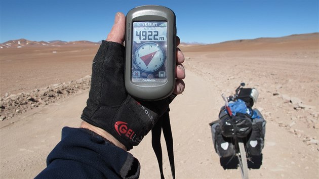 Bolivie, Altiplano, GPS ukazuje nejvy dosaenou nadmoskou vku.