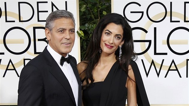 George Clooney a jeho manelka Amal na Zlatch glbech (Beverly Hills, 11. ledna 2015)