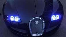 Replika Bugatti Veyron na podvozku Maruti od firmy SF Carz