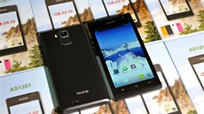 Kim �ong-un prohlásil, �e ho t�í zájem zákazník� o telefon. Korejské zbo�í je...
