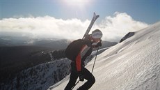 Komplexní vyu�ití v�ech svalových skupin p�i stoupání s ly�emi i bez nich...