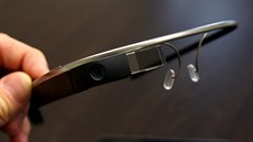 Místo sluneních brýlí budou moná policisté v New Yorku nosit brýle Google Glass.