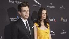 Keira Knightley a její manel James Righton (Los Angeles, 10. ledna 2015)