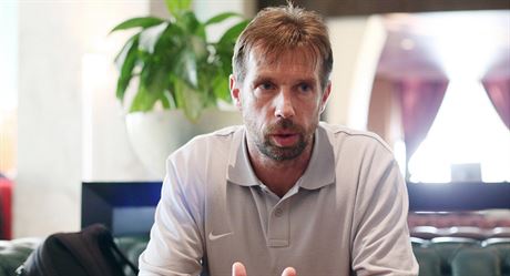 Michal Stí, dlouholetý trenér eské futsalové reprezentace, nyní vede tým...