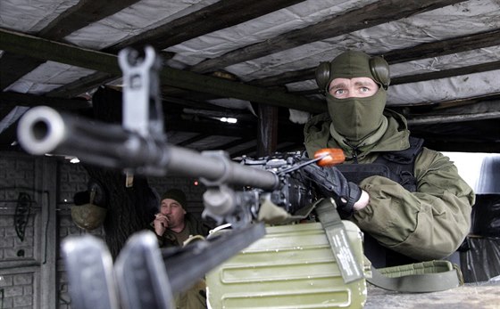 Bojovník tzv. Doncké lidové republiky na pedmstí Doncku (23. ledna 2015)