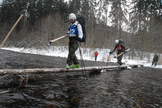 Extrémní závod Winter Survival napí Jeseníky