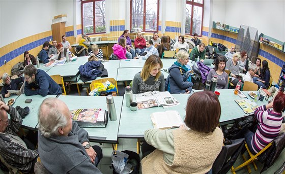 Zápisy do prvních tíd na Základní kole Dukelská v eských Budjovicích...