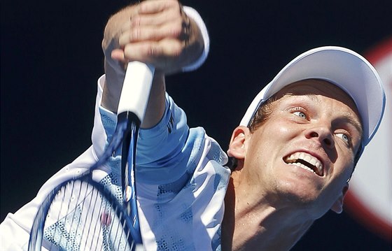 NA SERVISU. Tomá Berdych ve druhém kole Australian Open.