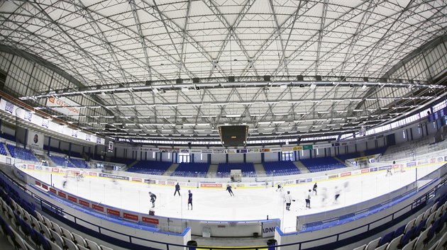 kladenský hokejový stadion po rekonstrukci stechy