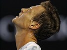 Tomá Berdych po zkaeném úderu v semifinále Australian Open.