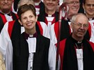 První biskupka anglikánské církve Libby Laneová (26. ledna 2015).