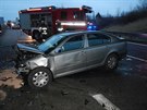 Dopravní nehoda na silnici I/3 u Veselí nad Lunicí.
