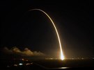 Start rakety Falcon 9 Dragon z mysu Canaveral na Florid