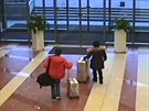 Zlodji ukradli kufry z hotelu