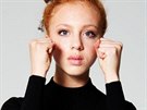 Anna Jermakovová je modelkou v Mega Model Agency.