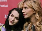 Frances Bean Cobainová a Courtney Love (Park City, 24. ledna 2015)