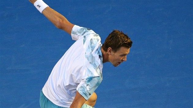 Tom Berdych dobh mek v utjkn s Andym Murraym.