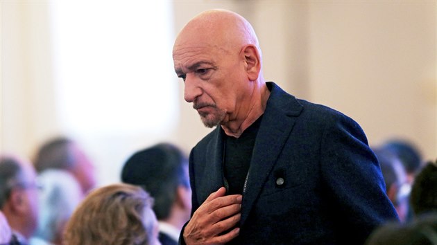 Jednm z host prask konference Let My People Live je i britsk herec Ben Kingsley. (25. ledna 2015)