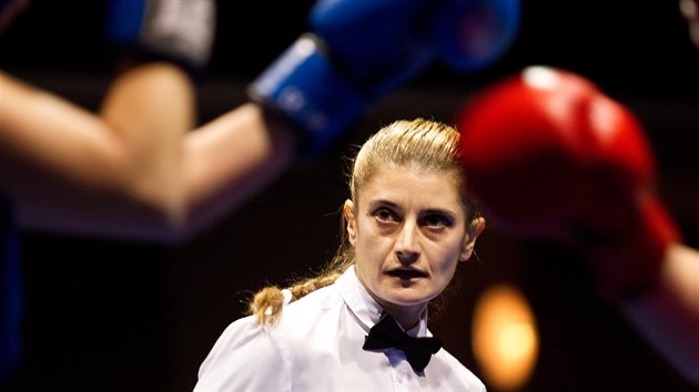 Rozhodčí a trenérka boxu Terezie Krejbychová