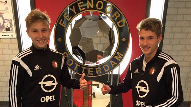 Michal Sadlek (vpravo) byl na sti i v nizozemskm Feyenoordu Rotterdam. Spolu s nm st absolvoval i syn bvalho sparana Martina Frdka Christian.