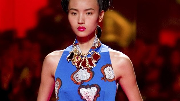 Haute Couture jaro - lto 2015: Schiaparelli Paris