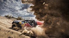 Rallye Dakar nabízí úchvatné scenérie.