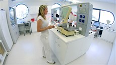 Fakultní nemocnice Olomouc otev�ela nejmodern�j�í lékárnu v tuzemsku.