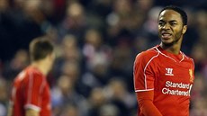 Raheem Sterling slaví gól v dresu Liverpoolu. 