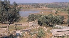V�t�ina nejcenn�j�ích poz�statk� je pod úrovní terénu a �eká na archeology.