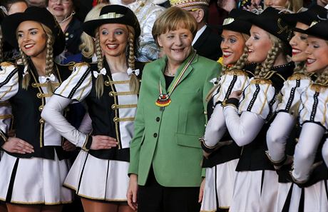 Nmecká kancléka Angela Merkelová se v Berlín sela s pedstaviteli nmeckých...