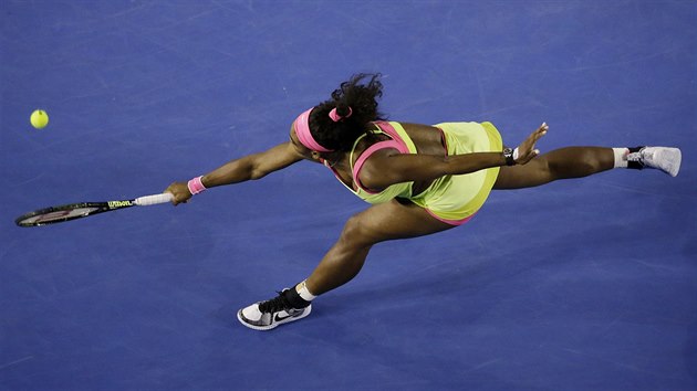 NATHNU SE. Serena Williamsov ve finle Australian Open.