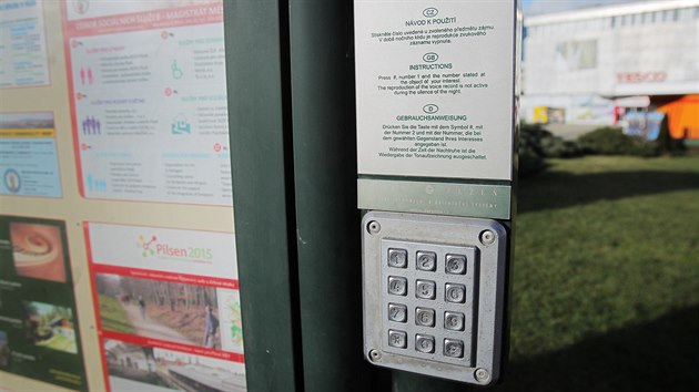 Ovladač informační turistické tabule v Plzni.