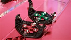 �pi�ky vázání ur�eného pro závody skialpinist�, které celé vá�í 73 gram�.