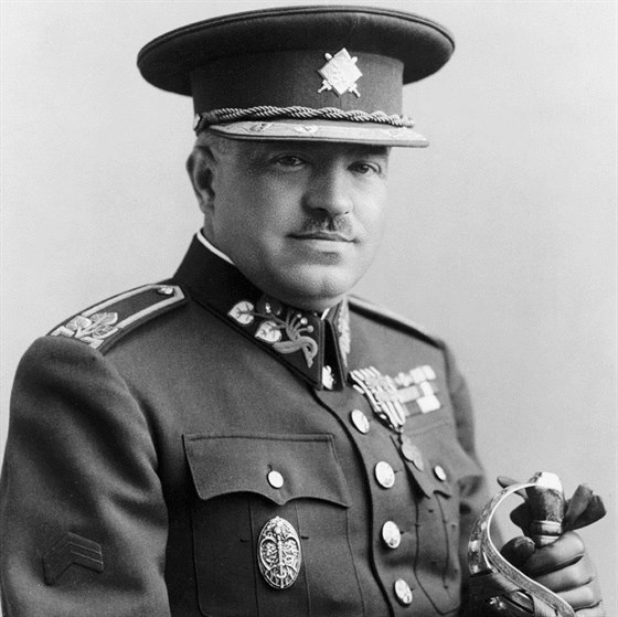 Armádní generál Ludvík Krejí.
