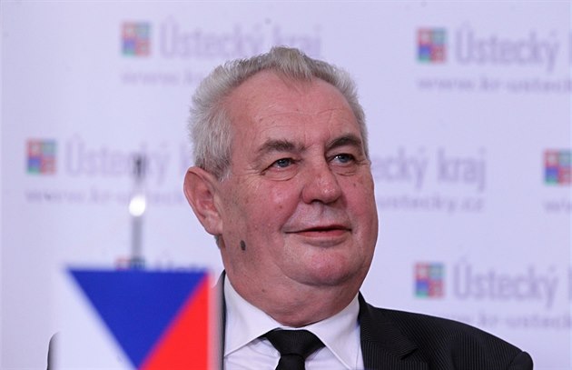 Prezident Milo� Zeman p�i náv�t�v� Ústeckého kraje v Jirkov� (4. 2. 2015)