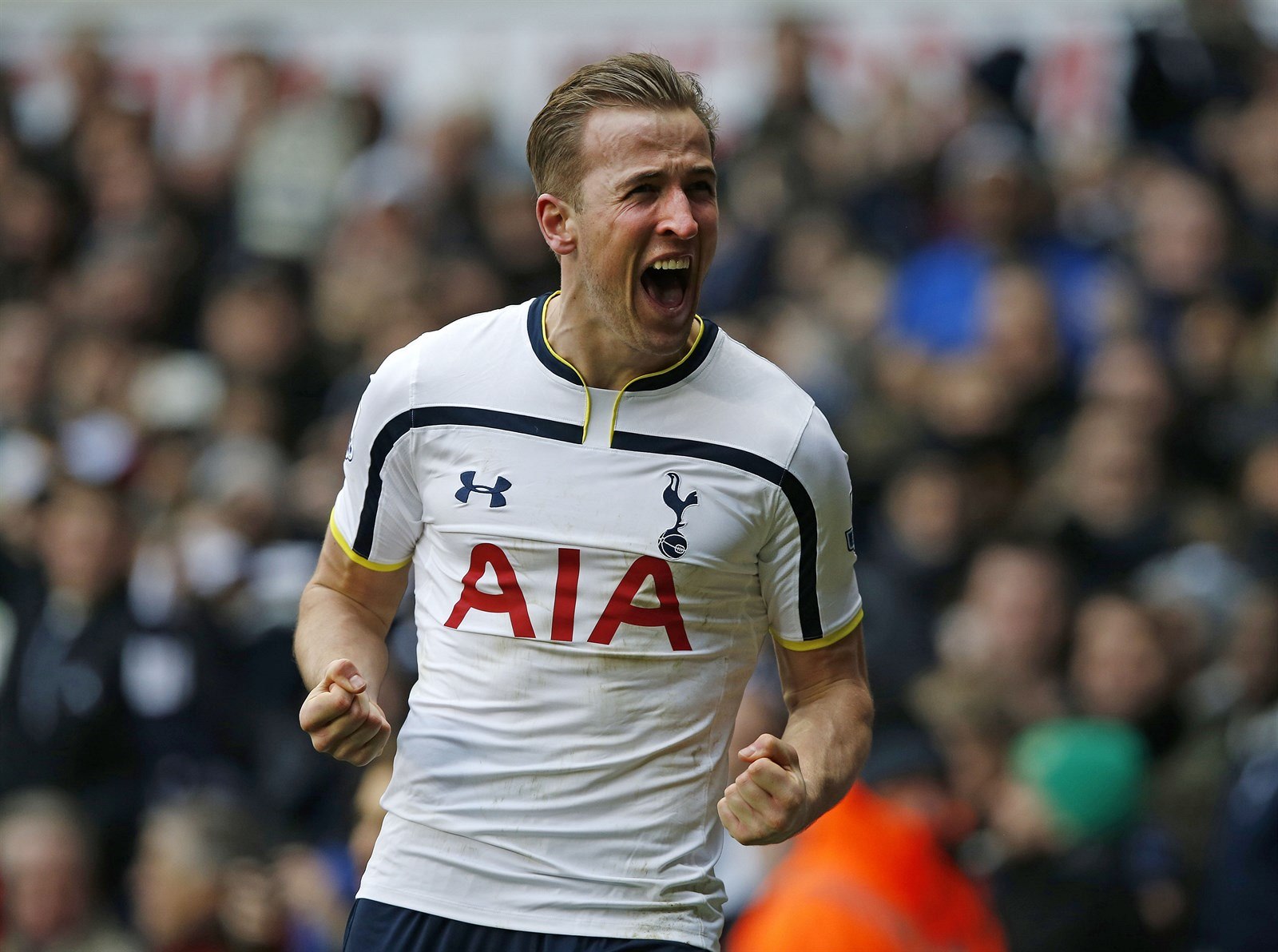 Harry Kane pat�í k nejv�t�ím hv�zdám anglické ligy.