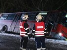 P��m�stsk� autobus havaroval u obce Zaje�ice na Bene�ovsku. Nikdo z cestuj�c�ch...