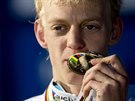 Belgian Michael Vanthourenhout, vítz mistrovství svta cyklokrosa v...