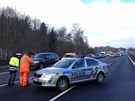 Policisté kvli nehod na D1 ve smru na Brno odklánjí na 15. kilometru...