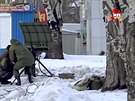 Penosný dlostelecký radar 1L271 Aisonok na videu ruské Komsomolské Pravdy z...