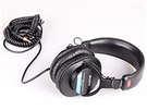 Studiová sluchátka Sony MDR-7506 mají neutrální, precizní a chladný projev. Nám...