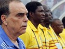 Avram Grant (vlevo) a jeho realizaní tým u ghanské fotbalové reprezentace.