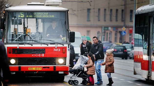 V Brn dojezd legendrn karosy, nahrad je modern autobusy na plyn.